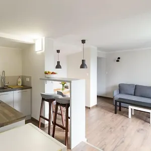 https://coral-apartment-przy-rondzie.krakowhotelspoland.com